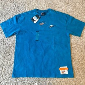 NWT nike green abyss drip wash tee